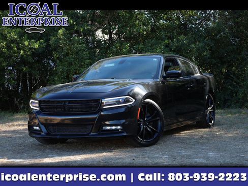 Used 2016 Dodge Charger R/T w/ Navigation & Travel Group image 1