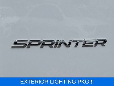 Used 2025 Mercedes-Benz Sprinter 2500 image 6