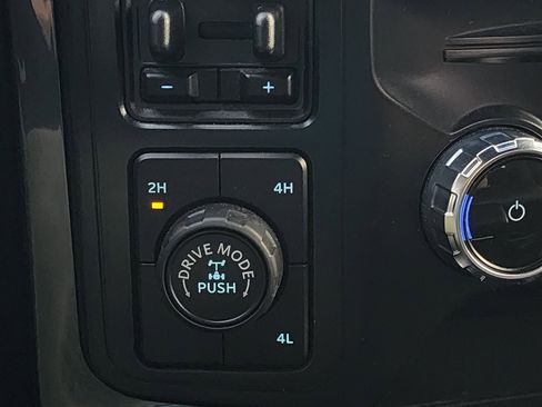 Used 2022 Ford F150 XLT w/ Equipment Group 302A High image 25