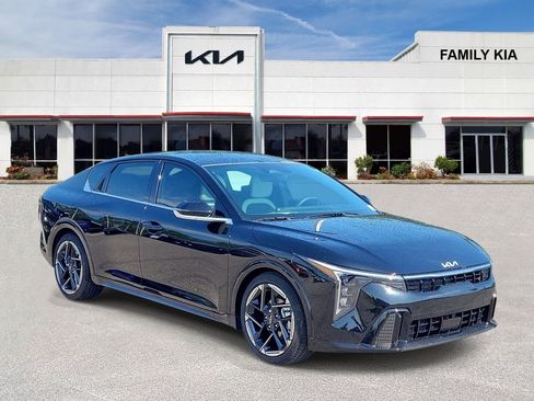 New 2026 Kia K4 GT-Line w/ GT-Line Premium Package FWD image 1