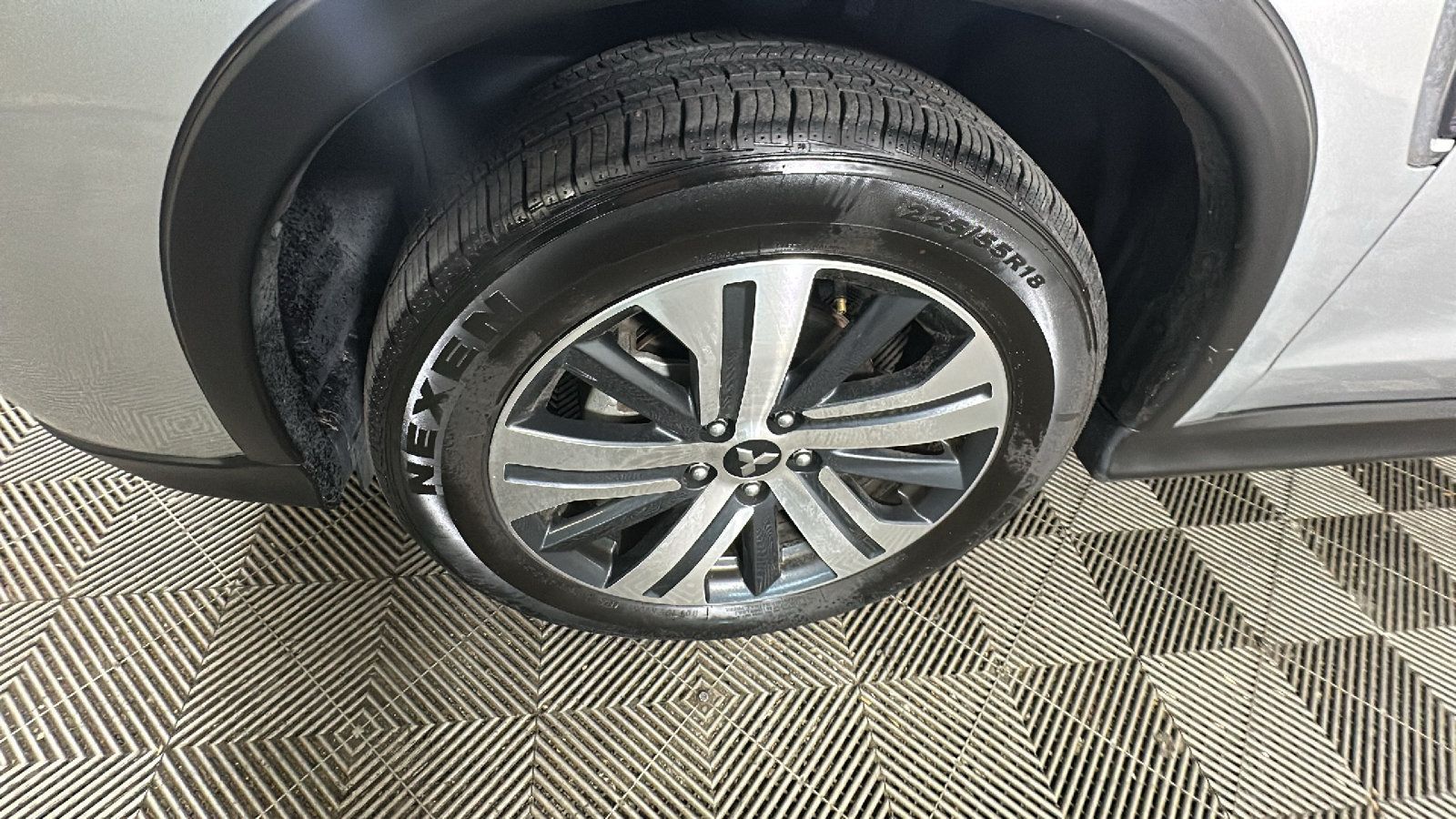 Used 2024 Mitsubishi Outlander Sport SE AWD/4WD image 9