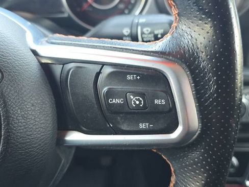 Used 2020 Jeep Gladiator Mojave w/ Cold Weather Group AWD/4WD image 20