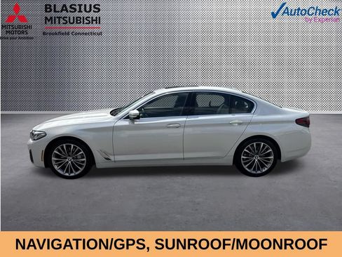 Used 2023 BMW 530i xDrive w/ Premium Package AWD/4WD image 4