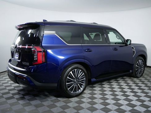 Used 2025 Nissan Armada Platinum Reserve image 7