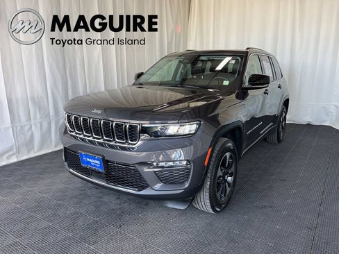 Used 2023 Jeep Grand Cherokee 4WD 4xe image 1
