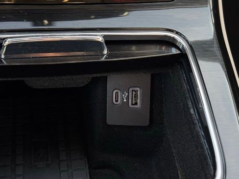 Certified 2023 Lincoln Nautilus Reserve w/ Luxury Package image 34