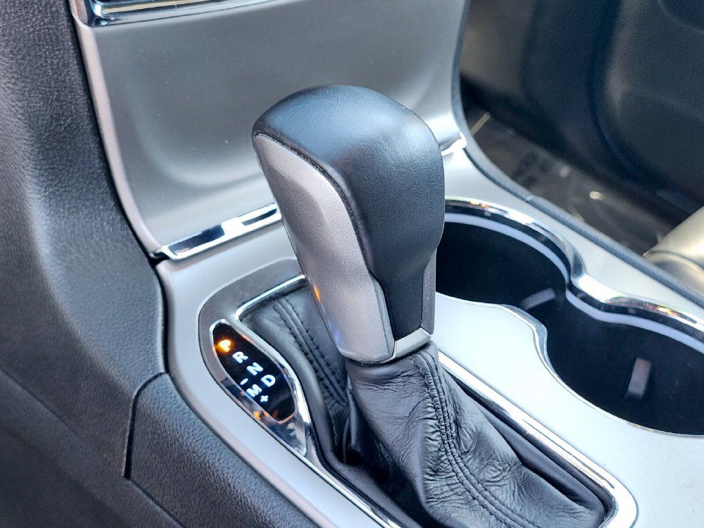 Used 2019 Jeep Grand Cherokee Limited AWD/4WD image 27