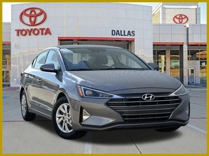 Used 2020 Hyundai Elantra SE w/ Cargo Package (C1)