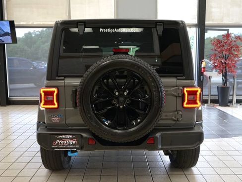 Used 2023 Jeep Wrangler Unlimited Sahara w/ Cold Weather Group AWD/4WD image 17
