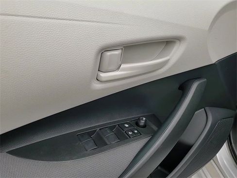 Used 2026 Toyota Corolla LE image 10