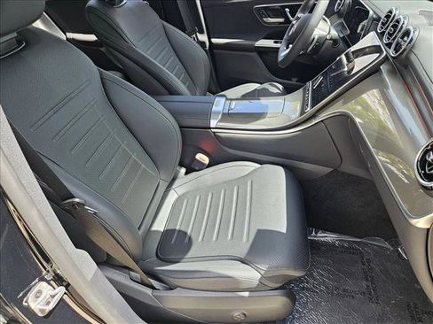 Used 2026 Mercedes-Benz GLC 300 image 19