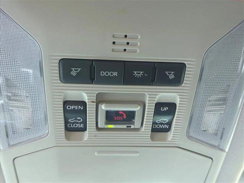 Used 2024 Toyota RAV4 XLE Premium image 21