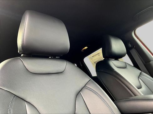 New 2026 Jeep Compass Limited AWD/4WD image 12