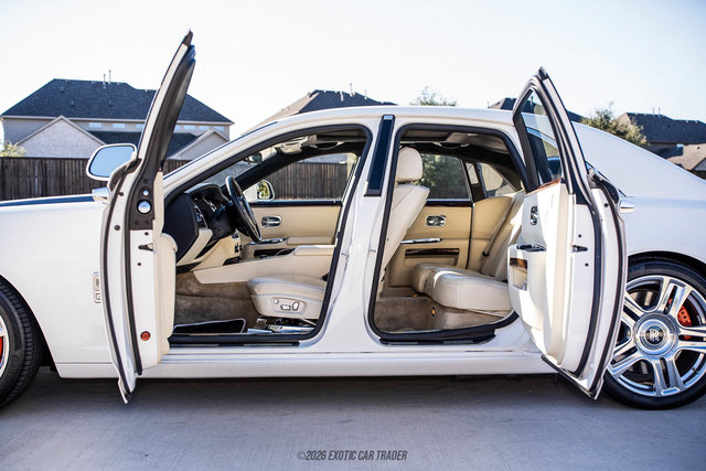 Used 2013 Rolls-Royce Ghost RWD image 51