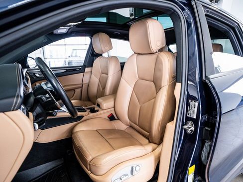 Used 2021 Porsche Macan S image 36