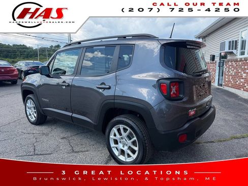 Used 2020 Jeep Renegade Latitude w/ Cold Weather Group AWD/4WD image 4