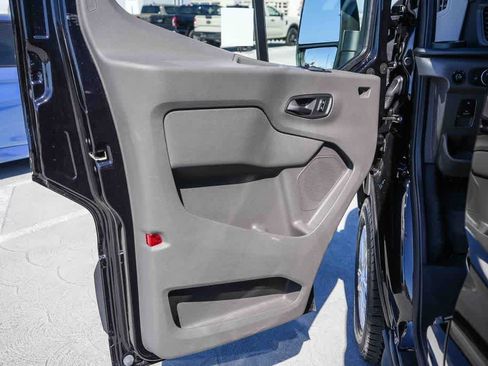 Certified 2025 Ford Transit 150 Low Roof RWD image 19