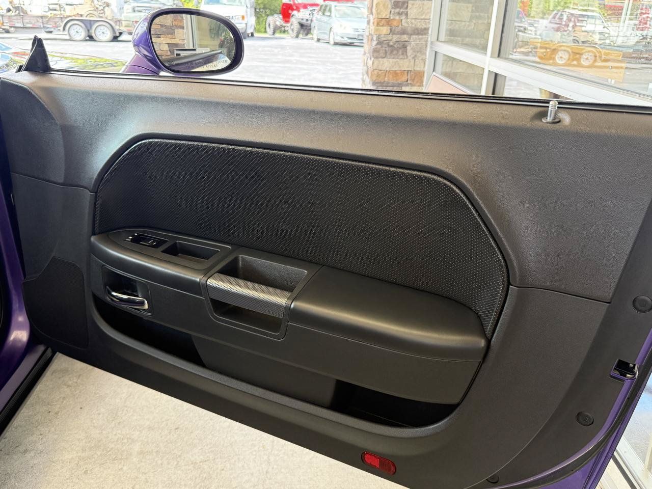 Used 2014 Dodge Challenger R/T RWD image 11