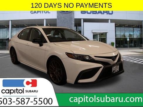 Used 2023 Toyota Camry SE FWD image 1