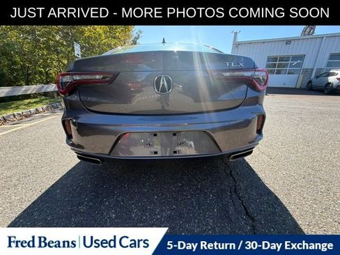 Used 2023 Acura TLX FWD image 7