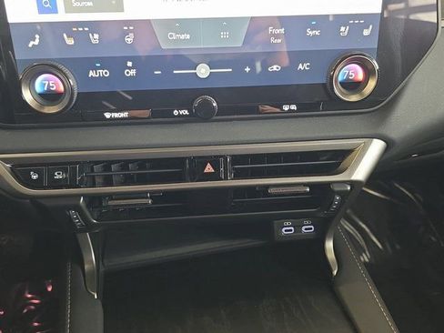 Certified 2024 Lexus RX 350 350h Luxury w/ Convenience Package image 23