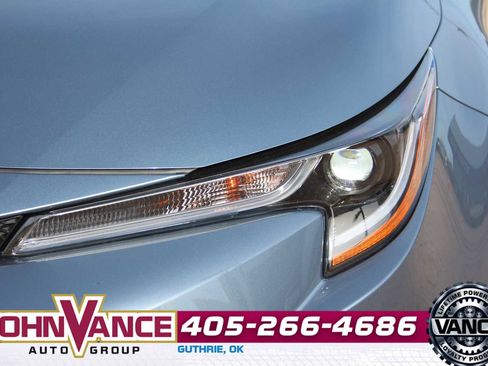 Used 2026 Toyota Corolla LE image 4