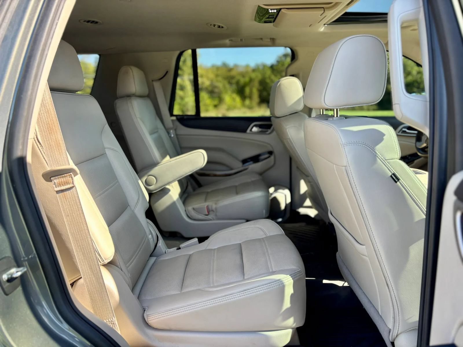 Used 2017 GMC Yukon Denali w/ Open Road Package AWD/4WD image 20
