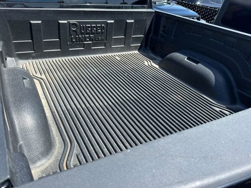 Used 2024 RAM 2500 Big Horn AWD/4WD image 19
