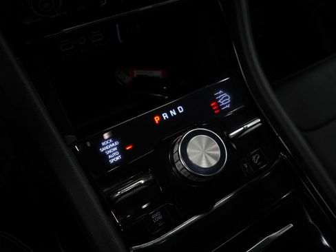 Used 2022 Jeep Grand Cherokee L Overland w/ MOPAR Finishing Package image 20