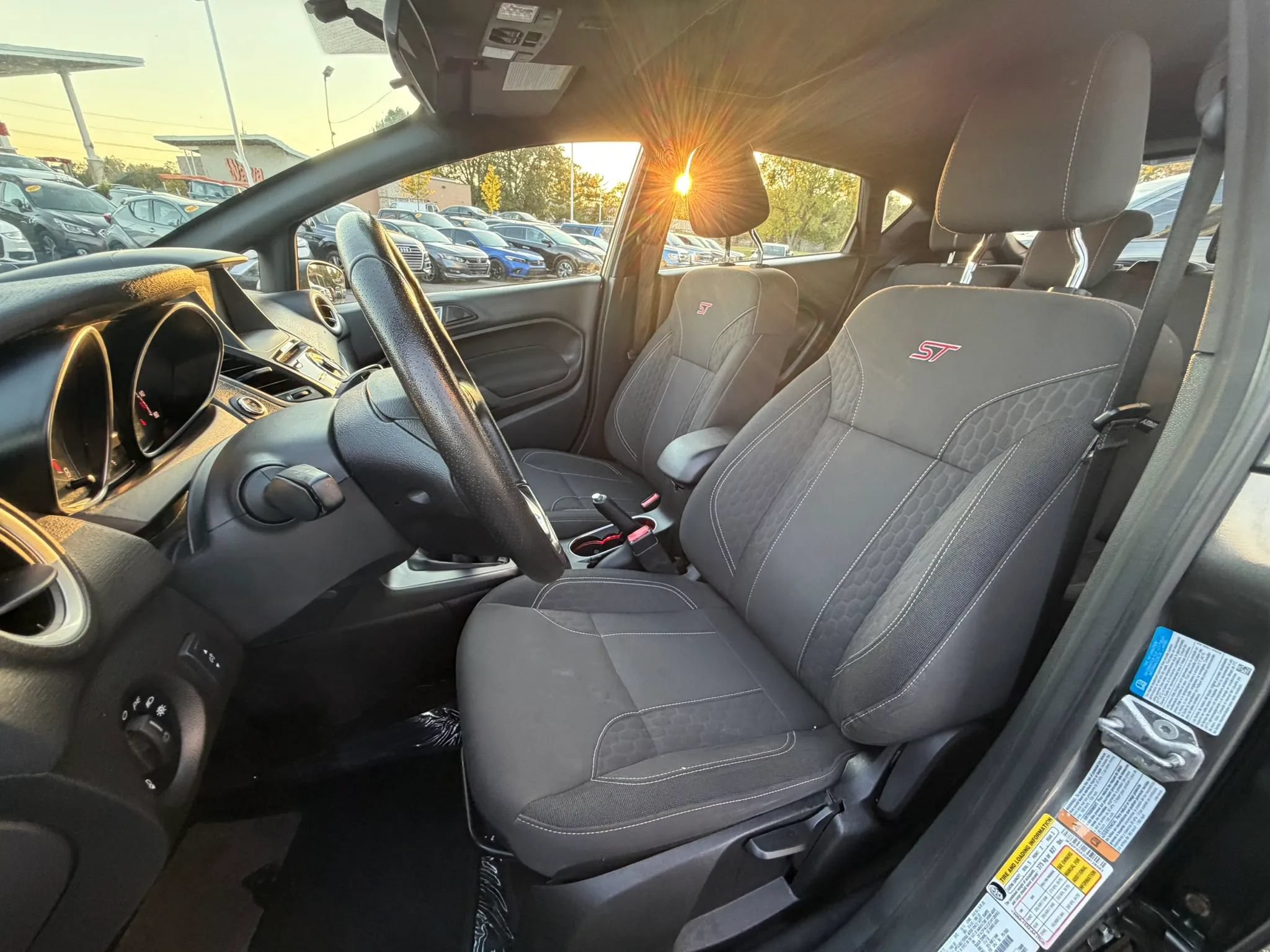 Used 2016 Ford Fiesta ST FWD image 15