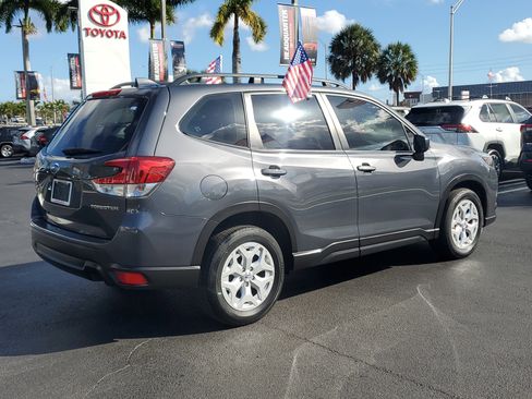 Used 2023 Subaru Forester image 12