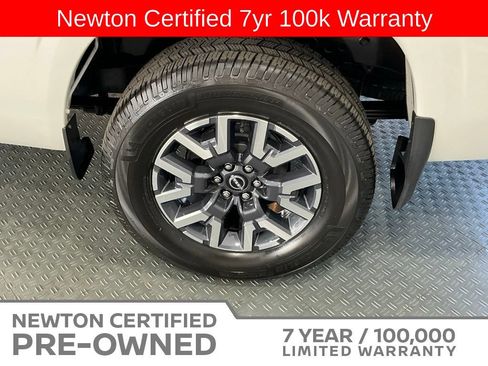 Used 2023 Nissan Frontier SV w/ Technology Package AWD/4WD image 43