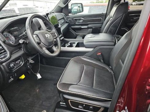 Used 2023 RAM 1500 Laramie AWD/4WD image 7