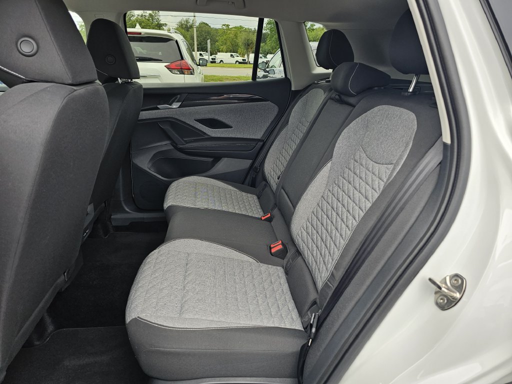 Used 2025 Volkswagen Tiguan S FWD image 15