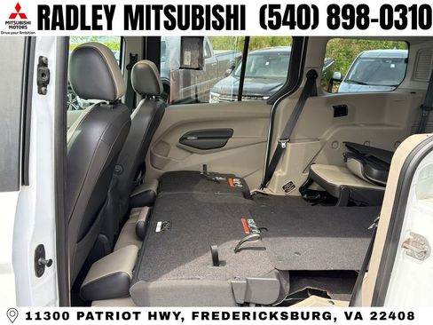 Used 2015 Ford Transit Connect Titanium image 9