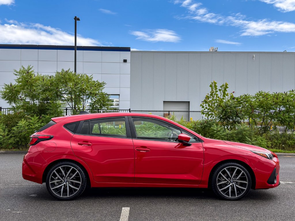 Used 2024 Subaru Impreza 2.0i Sport AWD/4WD image 12