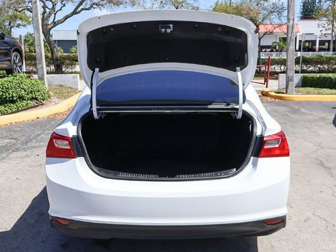 Used 2023 Chevrolet Malibu LT image 17