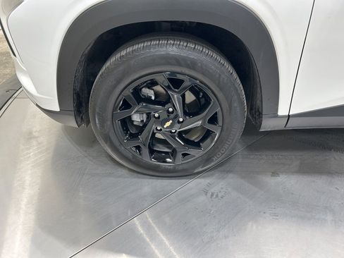 Used 2024 Chevrolet Trax LT image 31