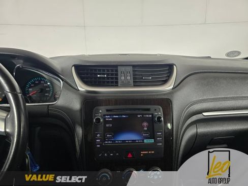 Used 2015 Chevrolet Traverse LT FWD image 13