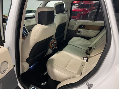 Used 2019 Land Rover Range Rover Supercharged AWD/4WD image 29