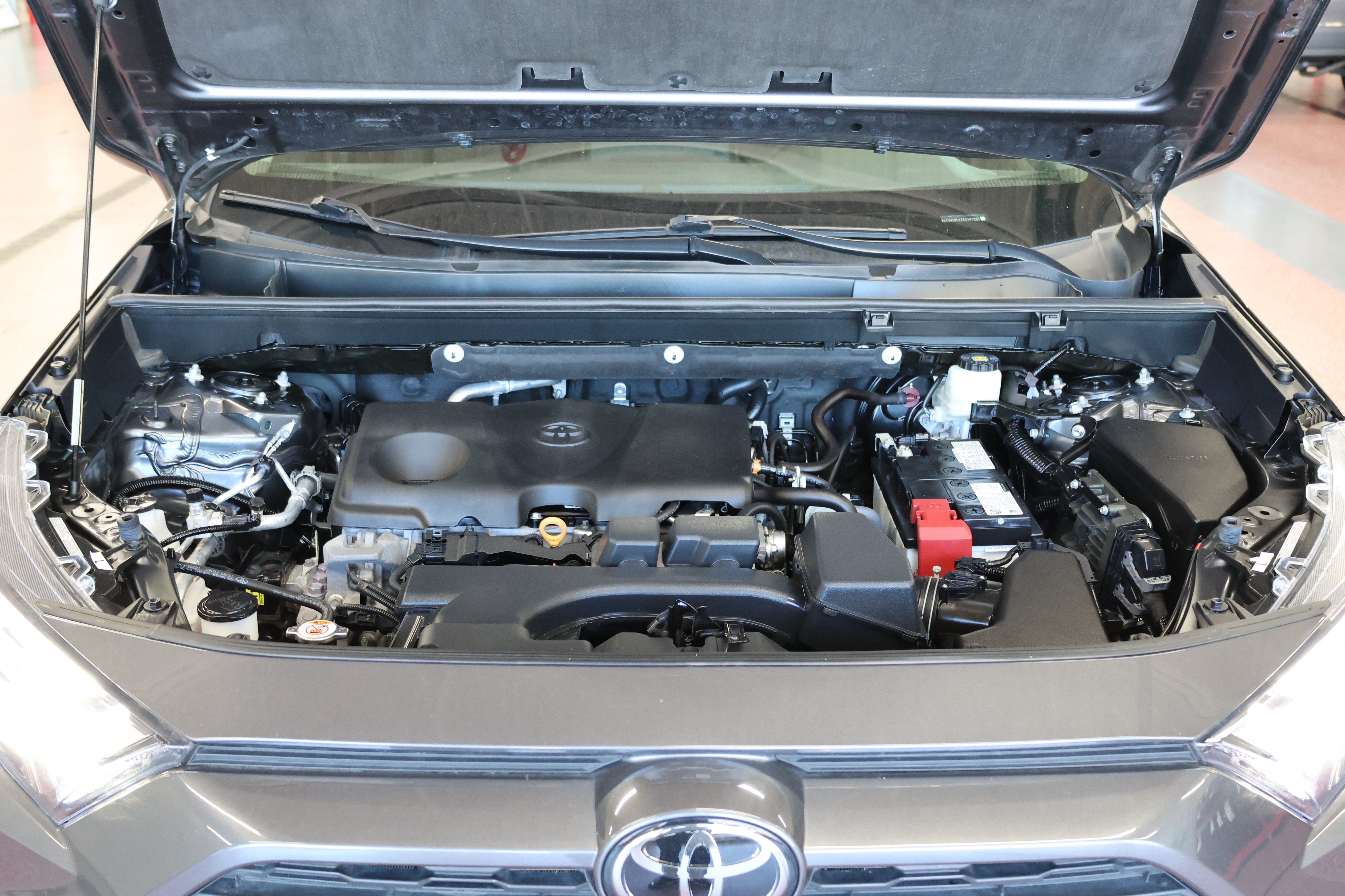 Used 2024 Toyota RAV4 XLE FWD image 13