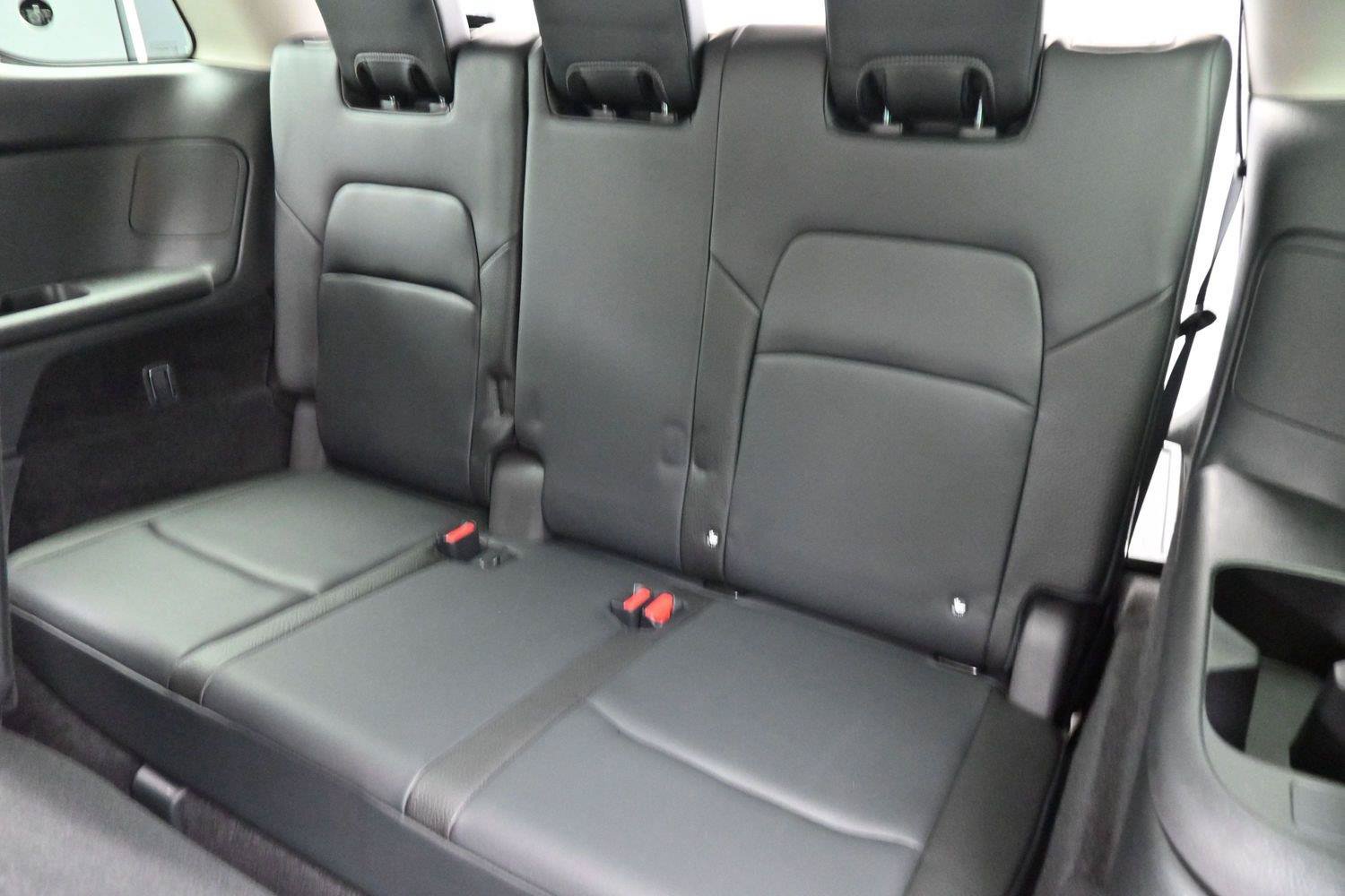 Used 2022 Nissan Pathfinder SL w/ Cargo Package AWD/4WD image 34