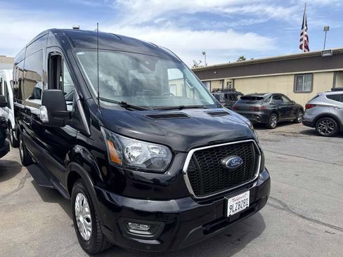 Used 2024 Ford Transit 350 XLT RWD image 3