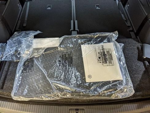 New 2026 Volkswagen Atlas SE w/ Black Wheel Package image 26