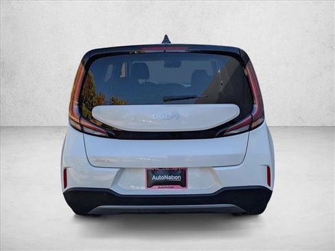 Used 2024 Kia Soul LX w/ Option Group 015 image 7