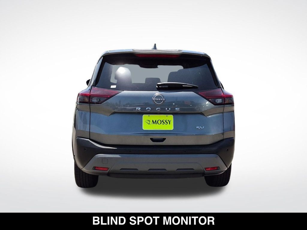 Used 2023 Nissan Rogue SV FWD image 8