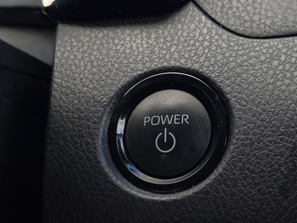 Used 2025 Toyota Camry LE FWD image 37