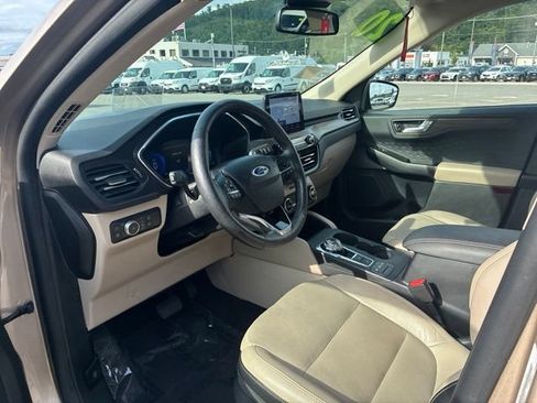Used 2020 Ford Escape Titanium AWD/4WD image 12