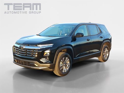 New 2026 Chevrolet Equinox LT image 3