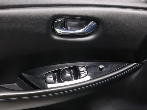 Certified 2018 Nissan Leaf SL w/ SL Technology Package FWD image 23